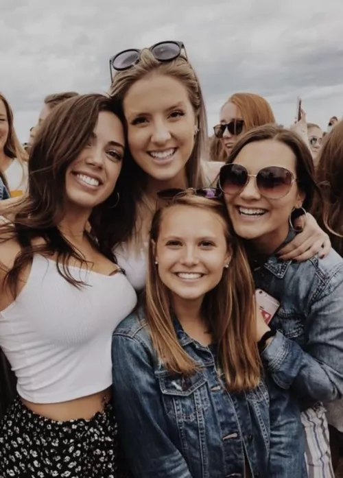 Short girls are good for holding up bigger boobs 