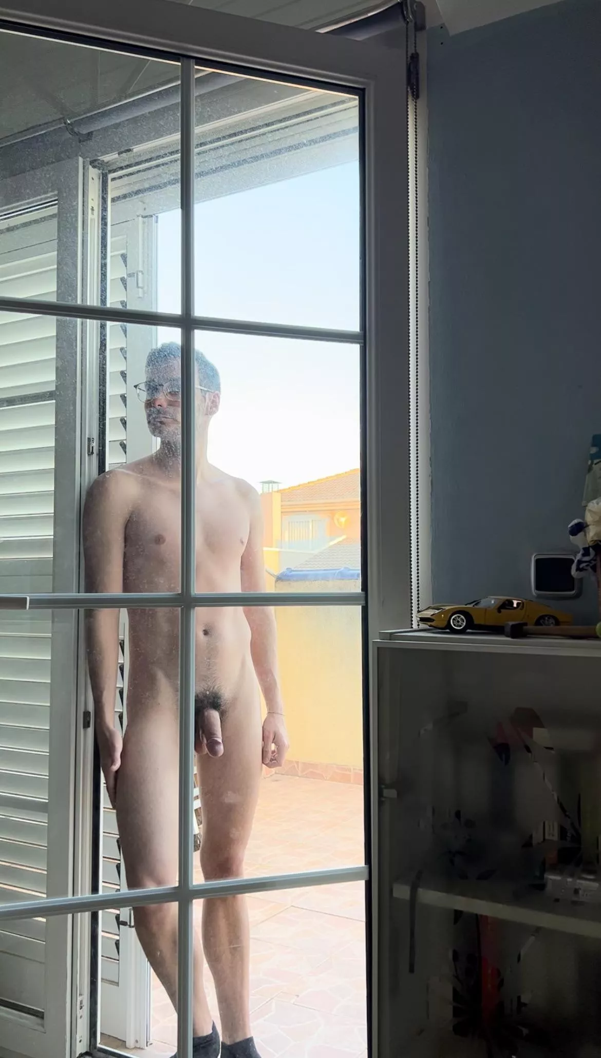 Showing my dick on the terrace 😳