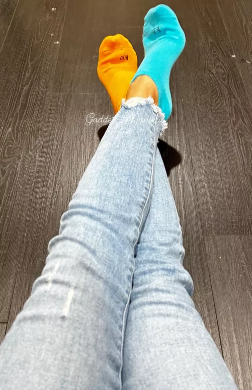 Soft KB socks (US based free shipping) tracking info and proof of wear 