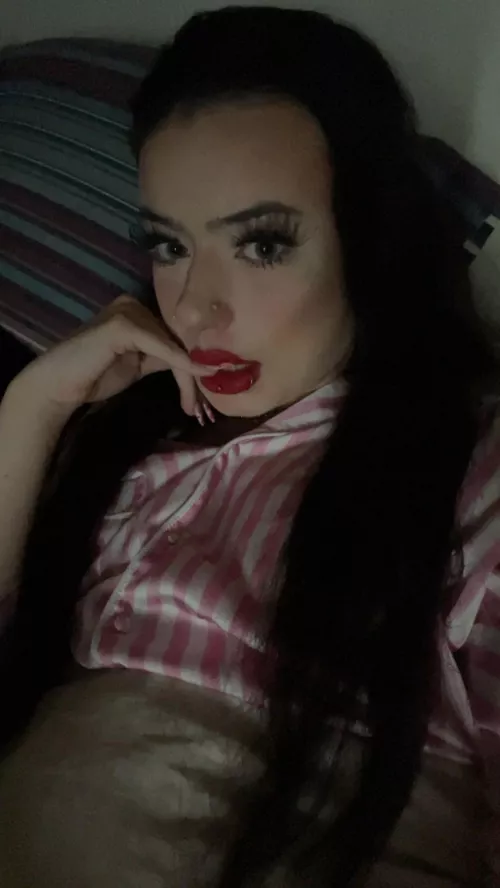 Some selfies in between all the nsfw so you know it’s worth it 😘