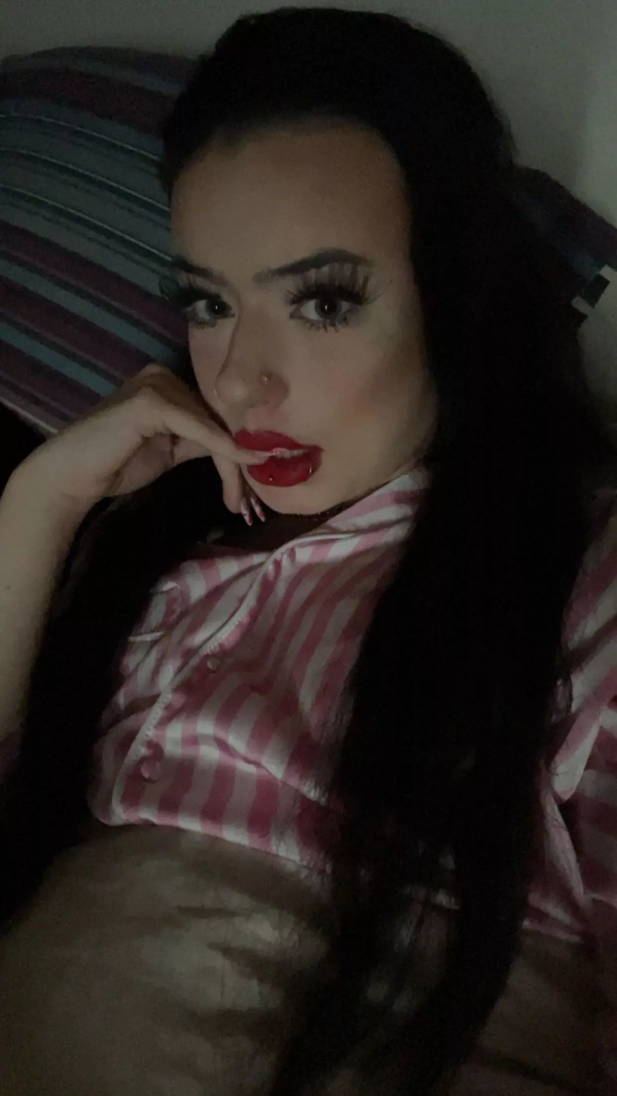 Some selfies in between all the nsfw so you know it’s worth it 😘