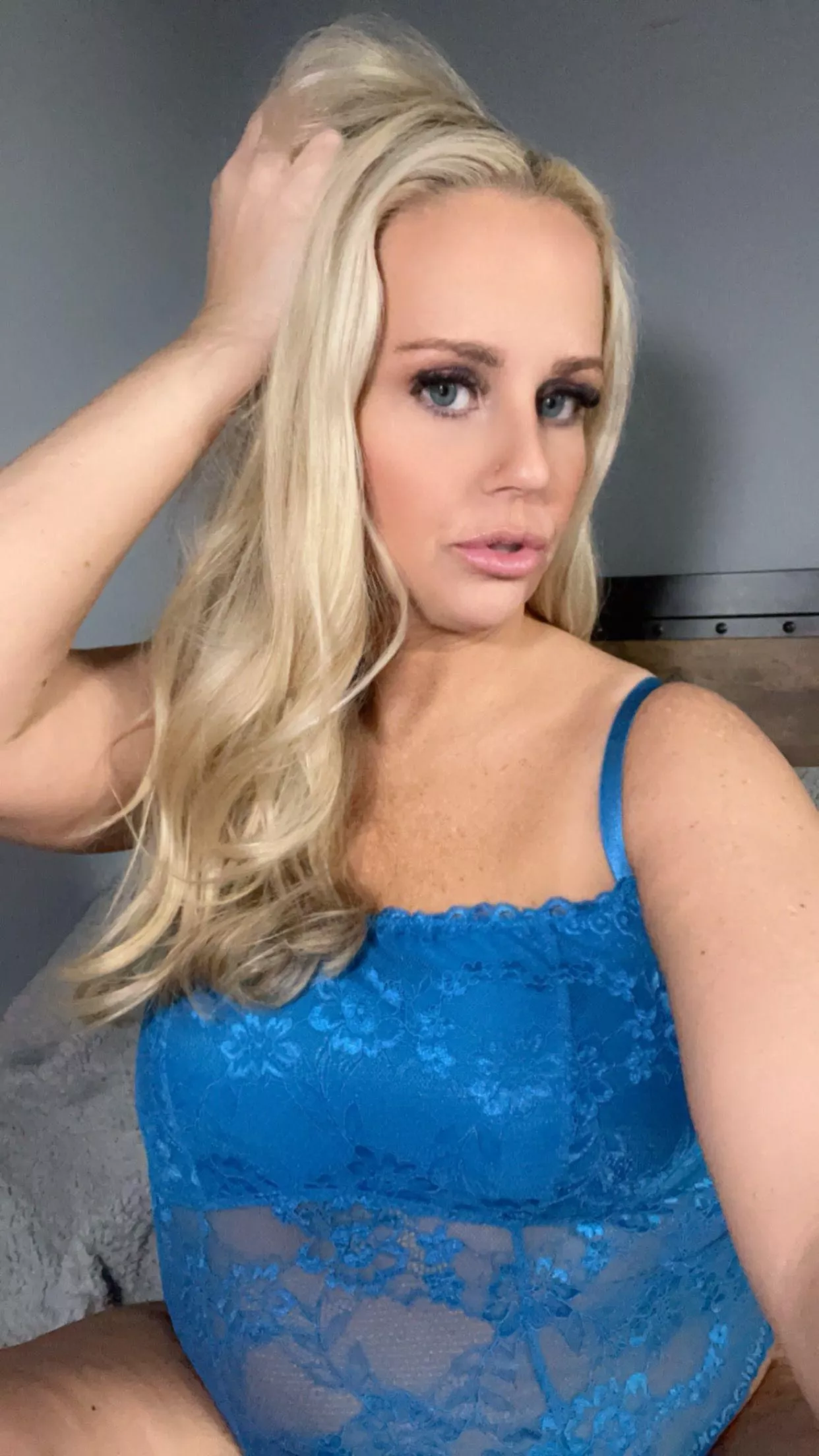 still waiting for someone to put another baby in me