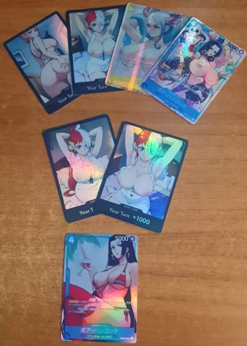 These hentai one piece cards are thick especially mommy Boa 🔥