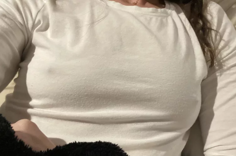 Time for the bra to come off and relax 🥃