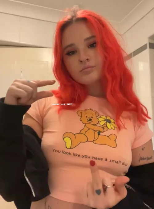 what the t shirt says sissy 