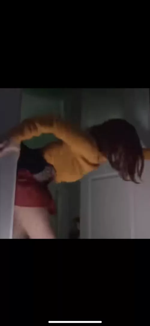 What’s her name and where can i find the full vid