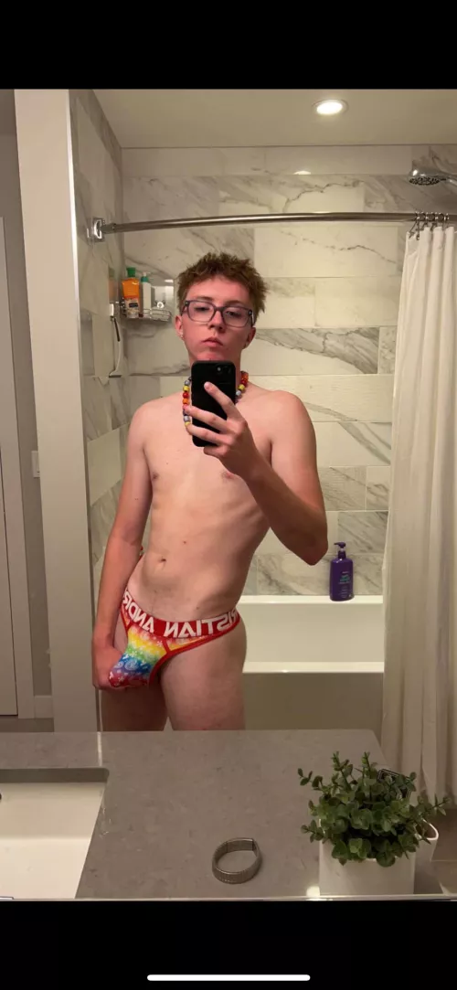 Who wants to see what’s underneath? If so msg me I’m so horny