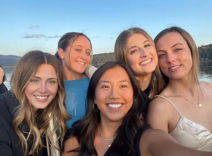 Whose the throat 🐐