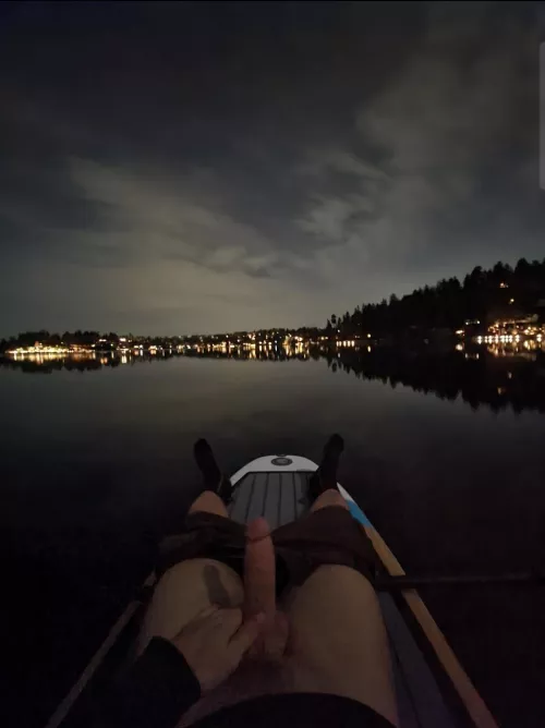 Yup, right on the lake 😜