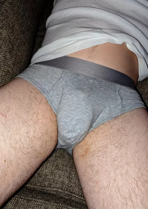34, how's my bulge on a scale of 1 to 10?