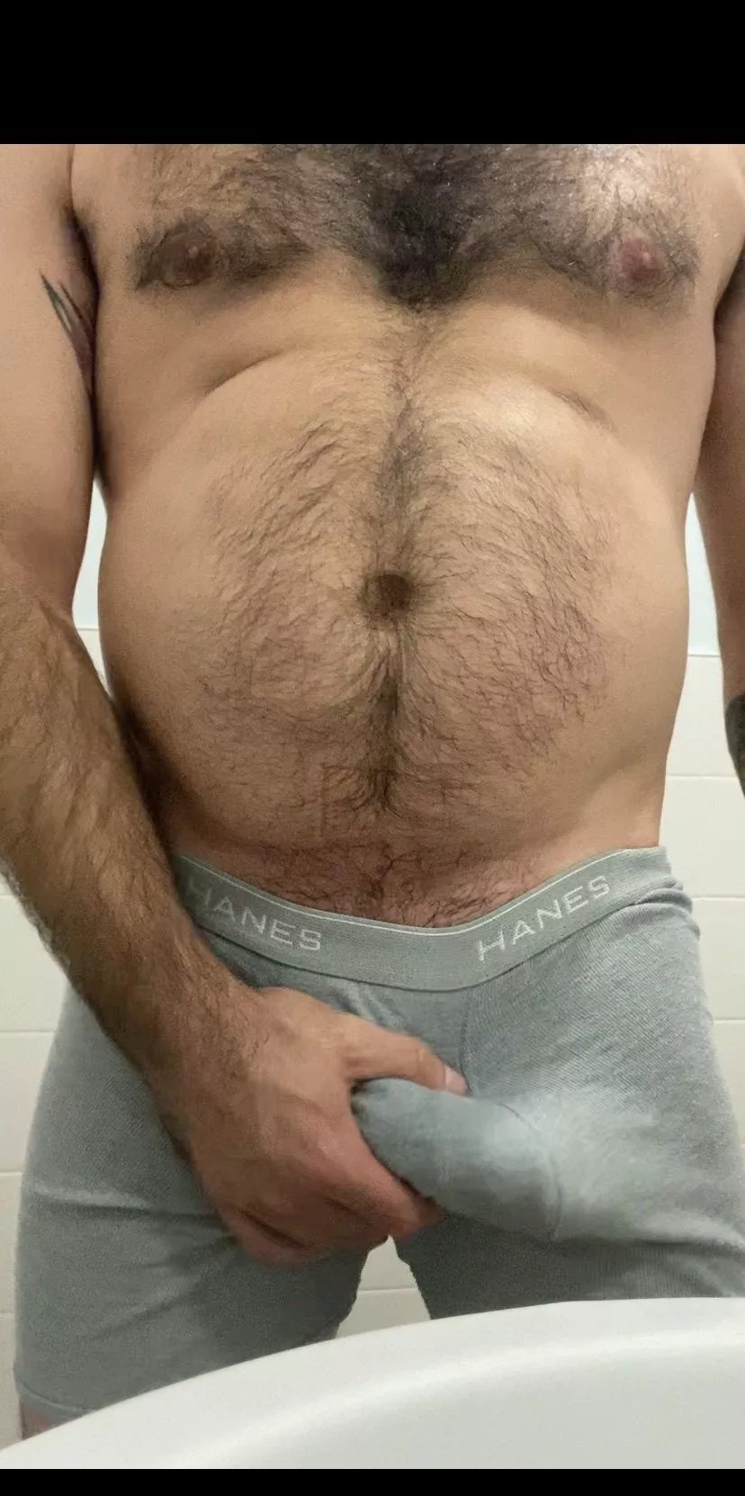 (42) I'm horny polish daddy like man. Daddy looking for little girl 😏