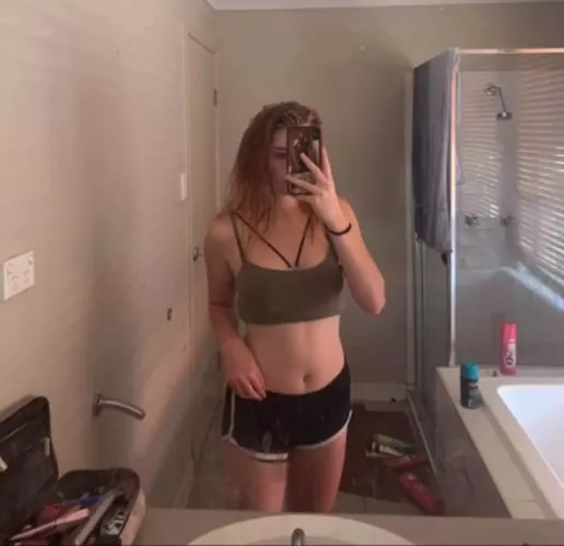 Anyone wanna cum tribute me