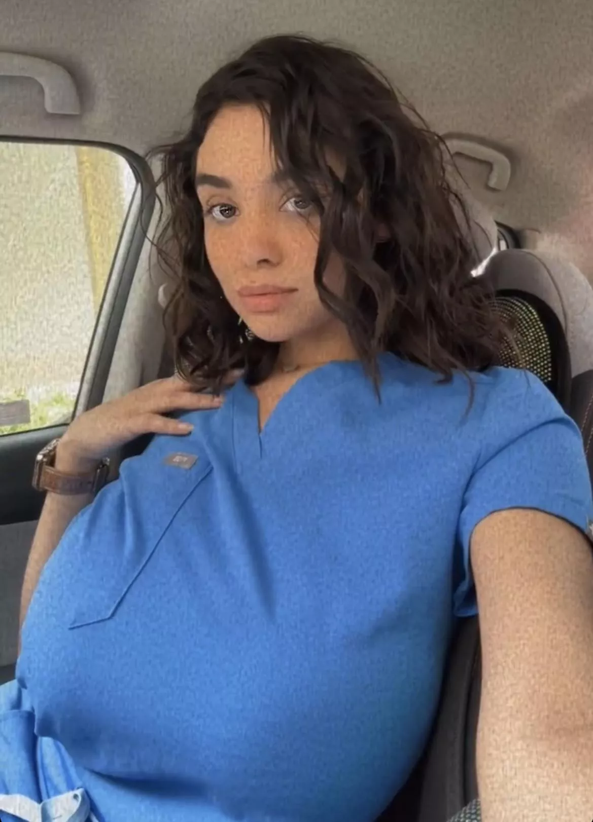 Anyone wants to say photoshop now?