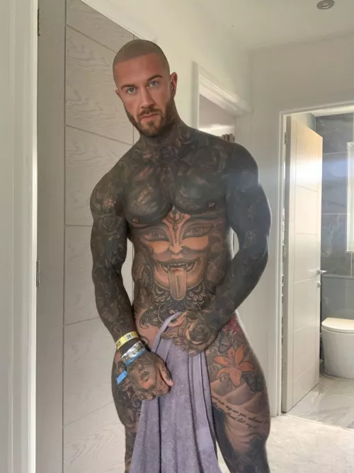 daddy is waiting to get his massage in