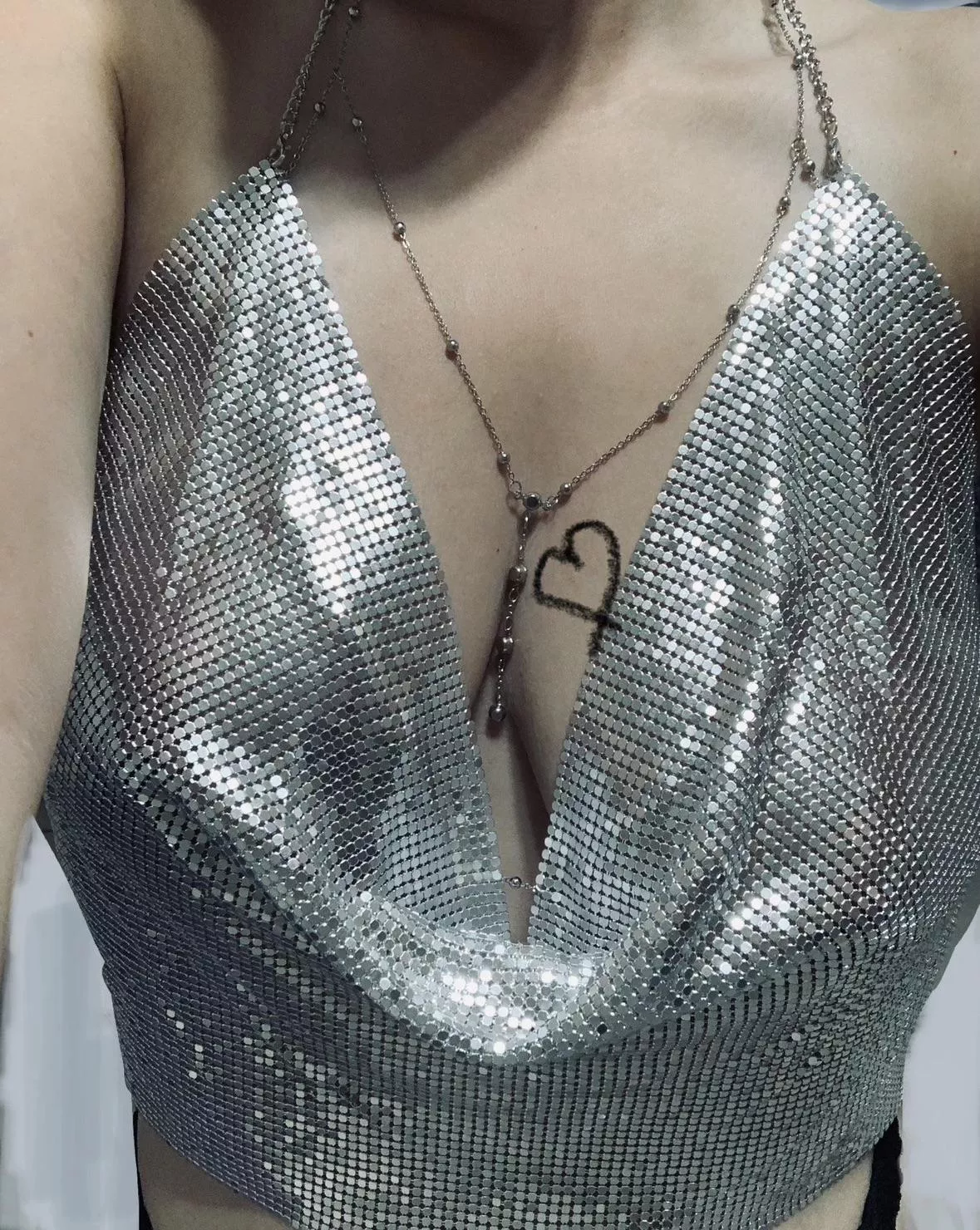 Date night top approved ?