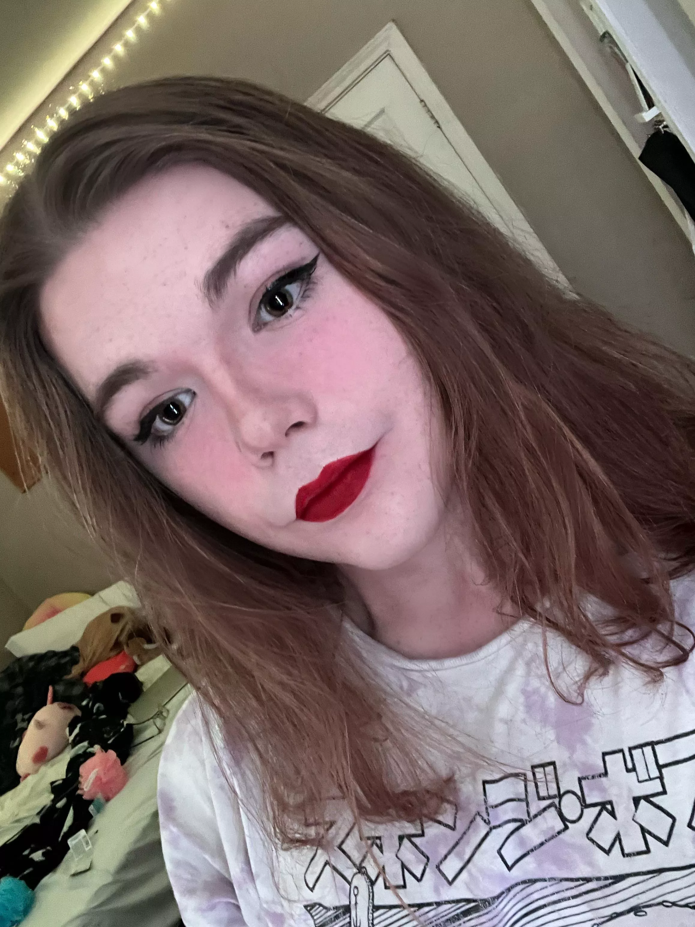 don’t do red often 😅 hope it looks ok