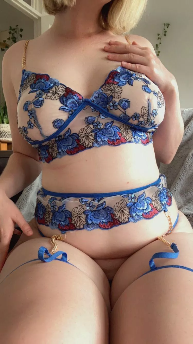 Dya like my chains? [F]