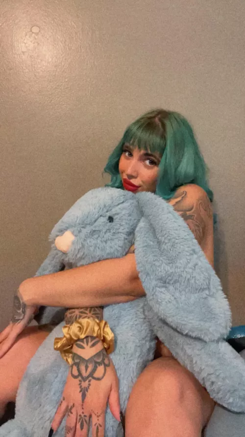 Happy Easter to all my favorite perverts ❤️ 