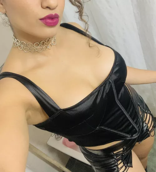 Hey 🔥 Would you make a good slave for me? 🖤💋❤️‍🔥 [F]> [M]