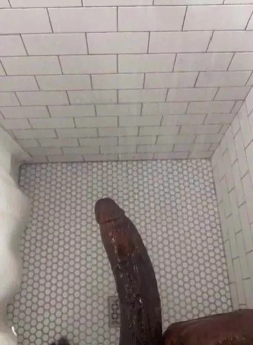 Horny as fuck😩hung or fem pm your snap 