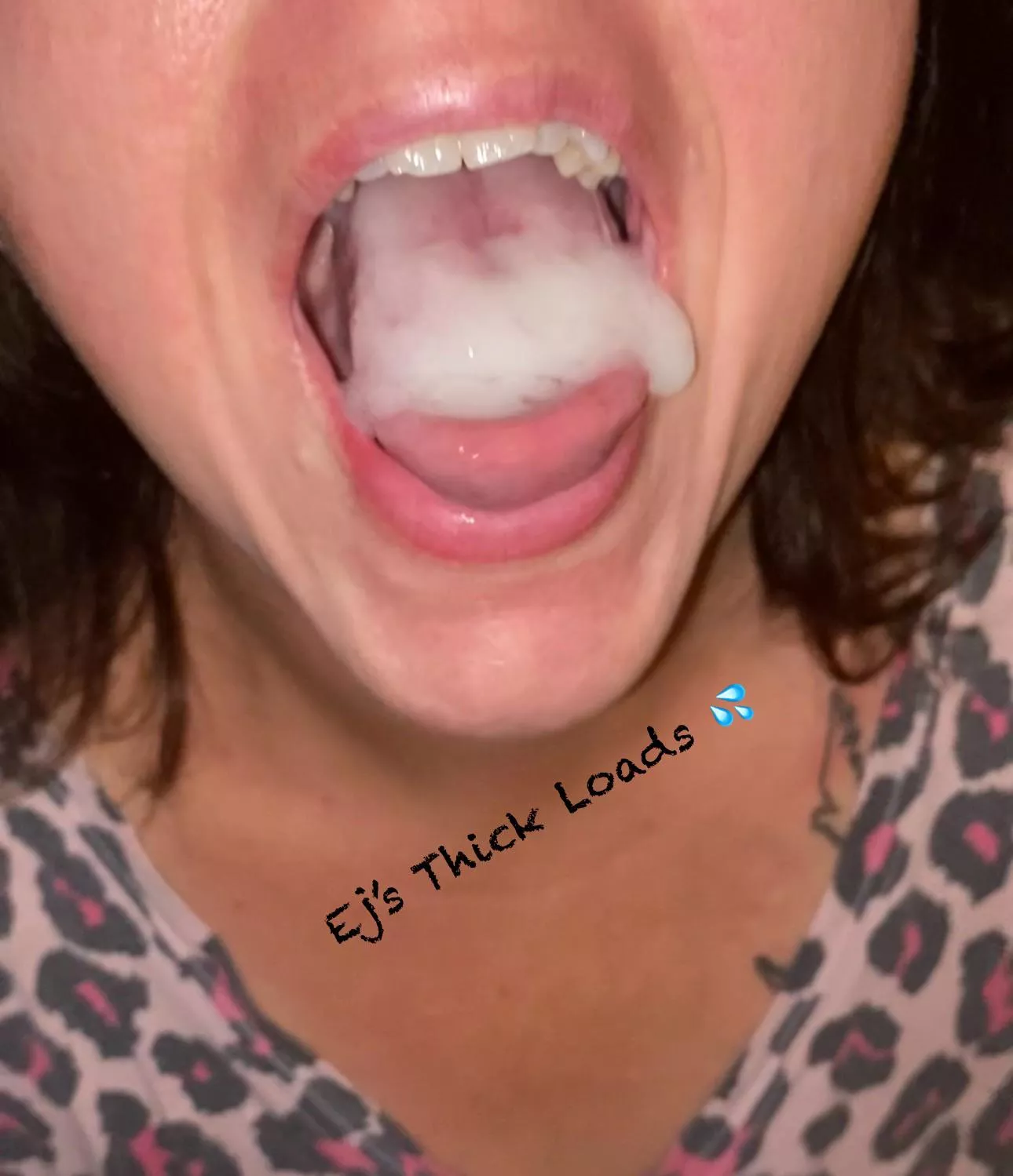 Hubby’s thick load! Good Lord 😍💦🤤