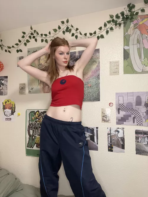 is red my colour or does it clash with my hair? 😅