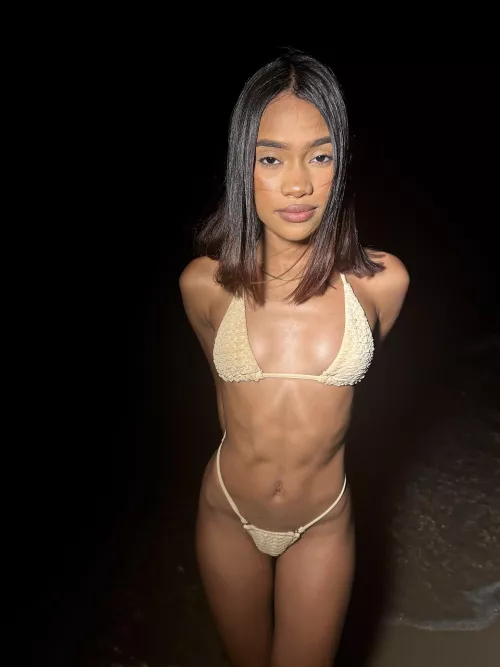 Late night photo shoot. Makes me hot!!