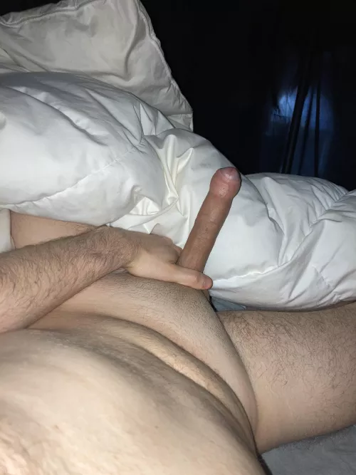 M 25 horny just woke up Ethanpats98