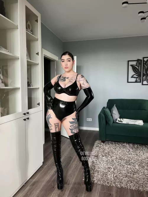 My body wrapped in pvc trigger your brain so hard