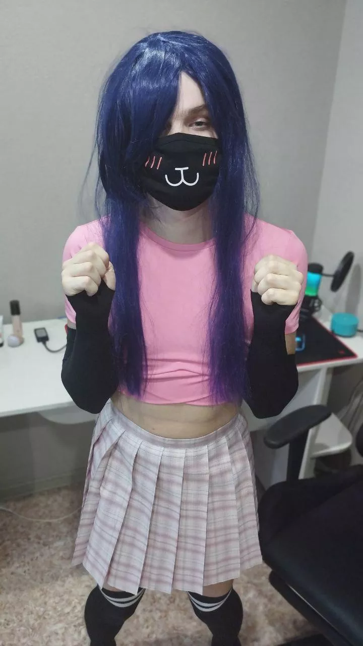 Skirt = (+100 cute point)