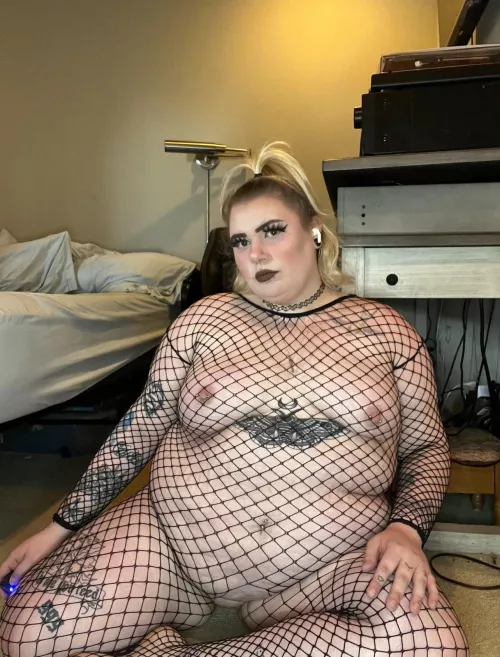 slut me out yes or no