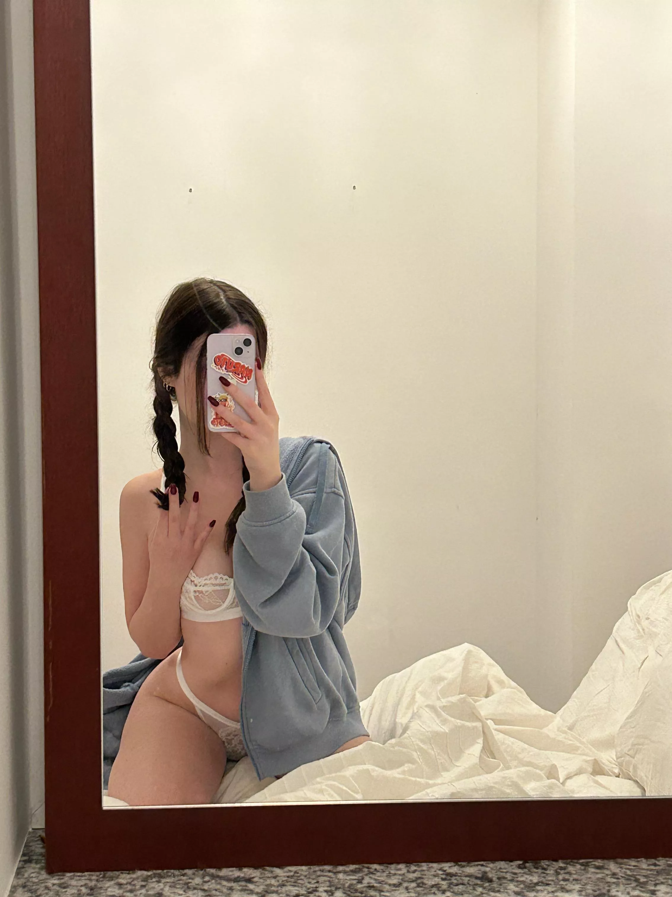 Soo... Do you prefer small or thicc asians ?