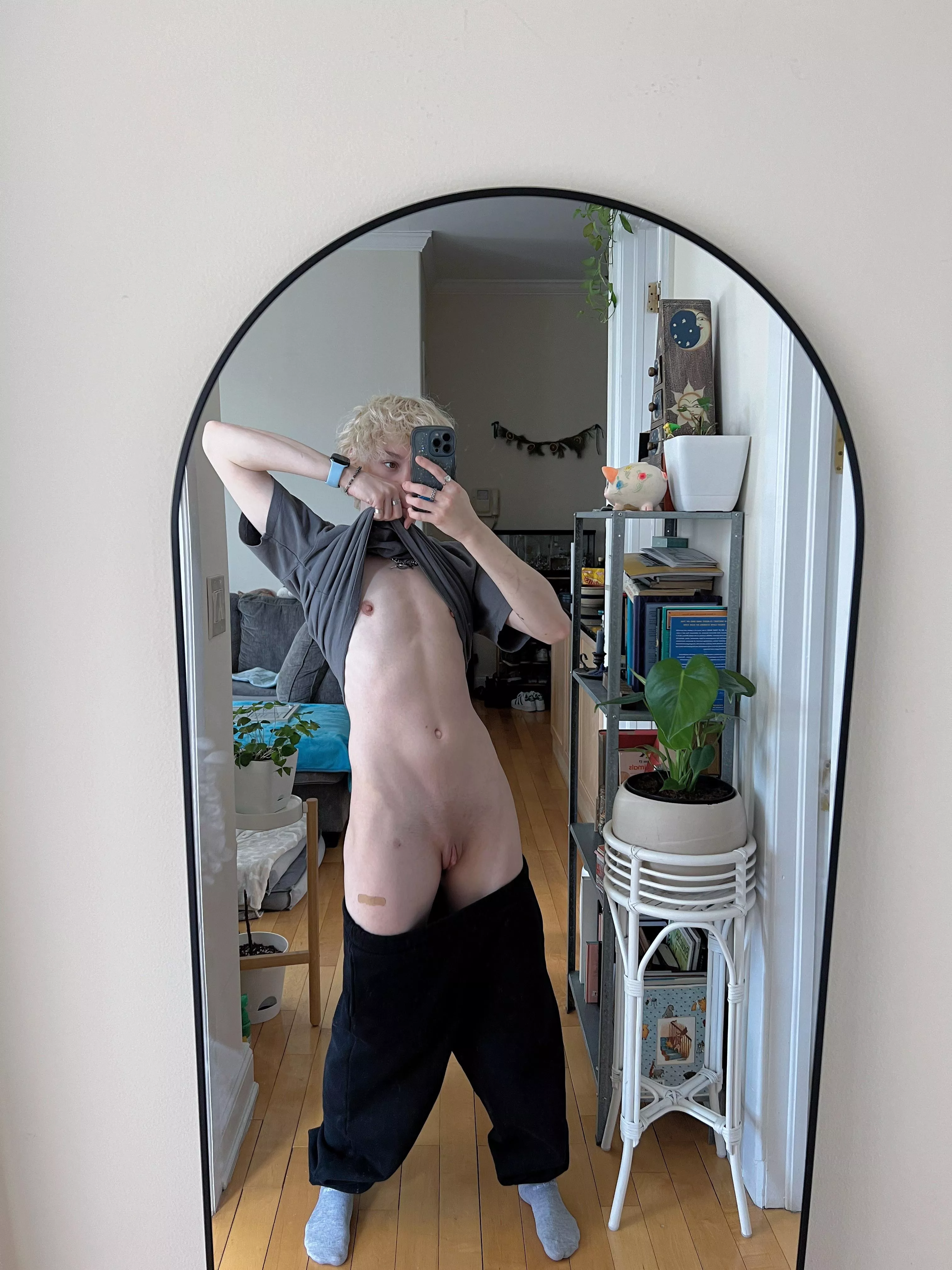 spot the lil’ hicky from my best boi friend 💞 