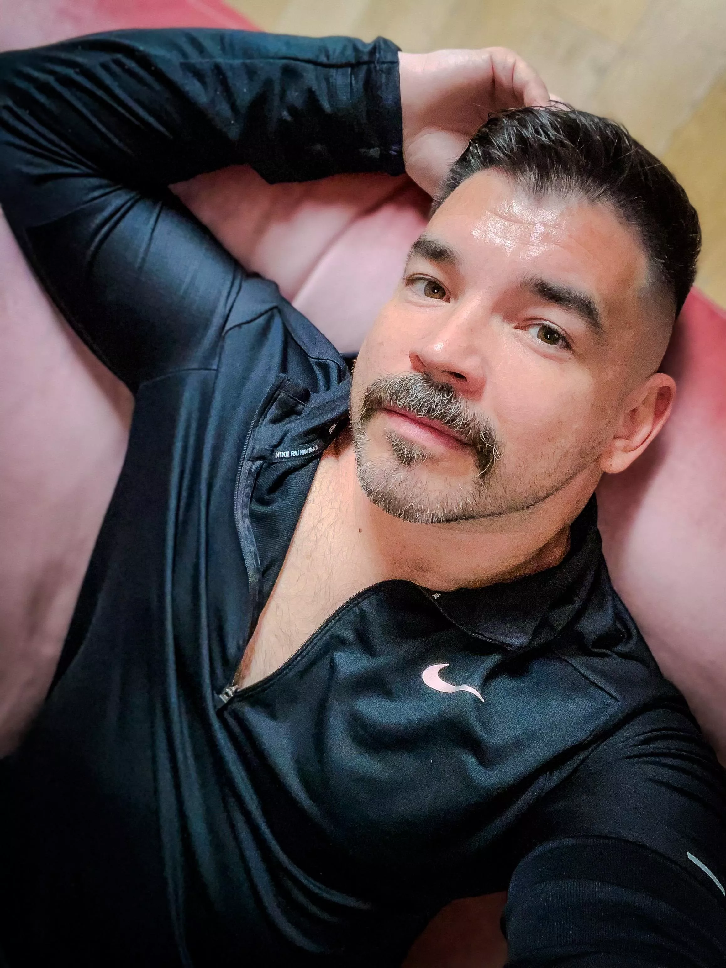 Sunday plans: Do nothing & chill. Sunday plans: Do nothing & chill.