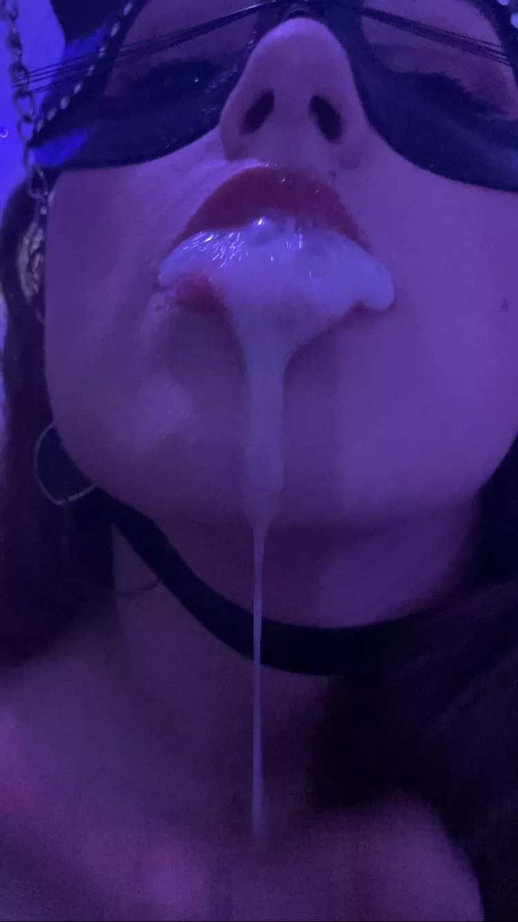 Waiting for someone to give me a bigger load then this 😈