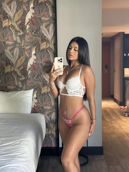 Would you risk helping me sneak out of school to see you ;)