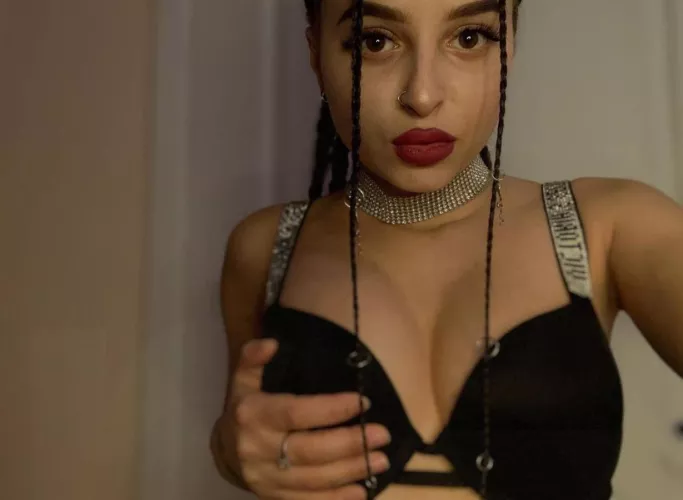 Would you use your teeth to take my panties off?