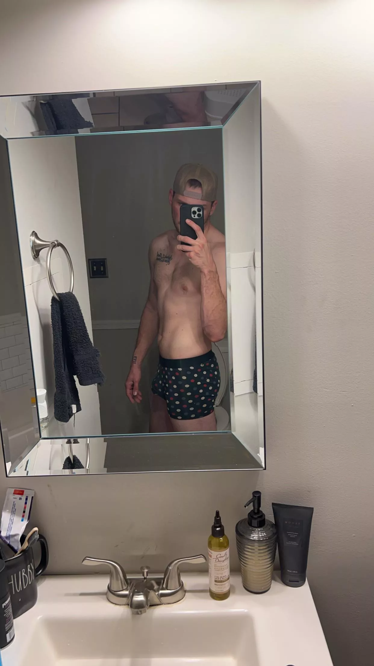 Young blue collar dilf