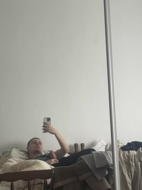 18 recently started jerking off for the first time, come pm