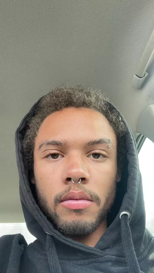 [20] I was tired when I took this 😭😭