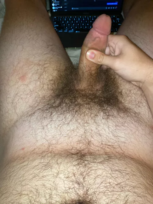 21 m — hairy is the only way to go. hmu if you agree! 6’1, 7” here