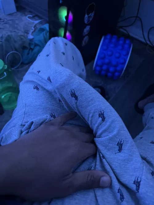 [25] who wants to be my bitch?