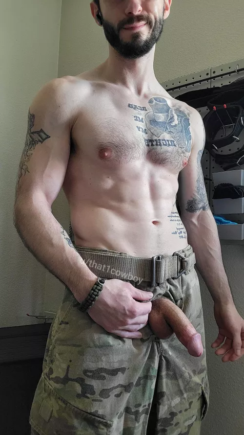 [31] Rise and shine, it's butt-whoopin' time 😏