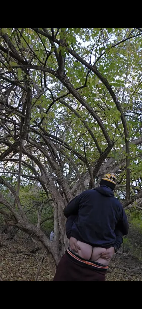 [34] Good morning bros, and happy Monday :)