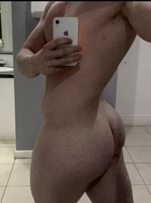 Am I getting too thicc? 😩