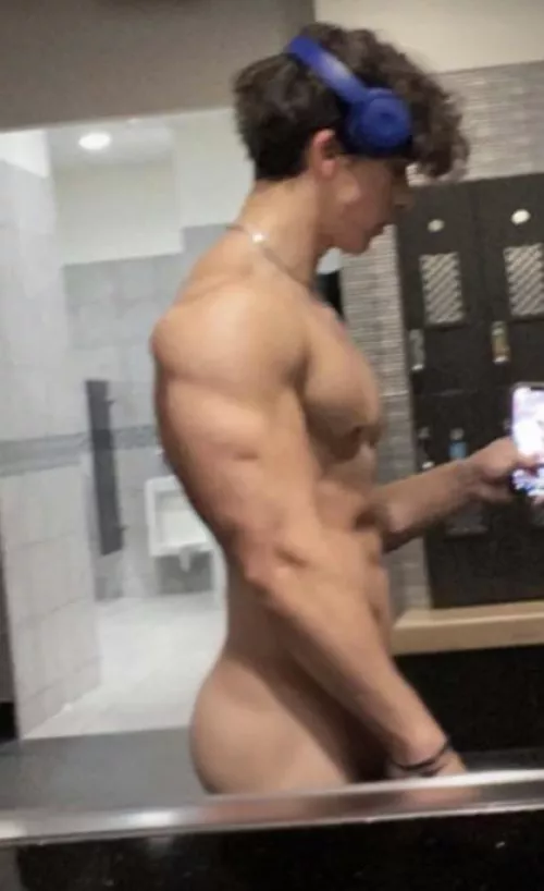 Any love for a short boi?