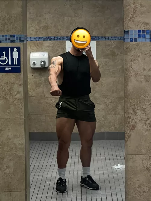 Bicep veins make everything better 