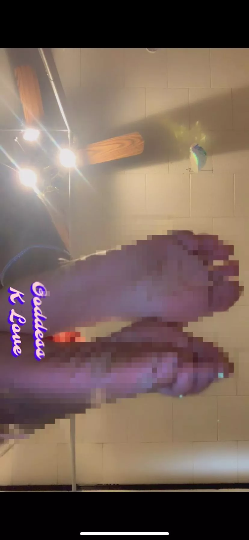 Bow at my pretty toes, darling