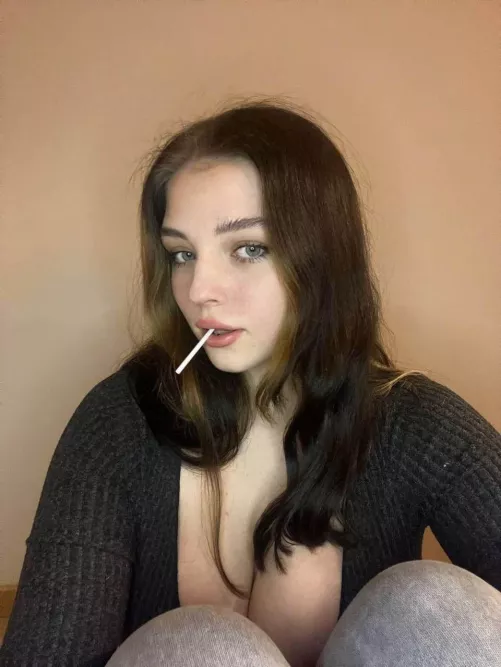 Classy chicks like lollipops