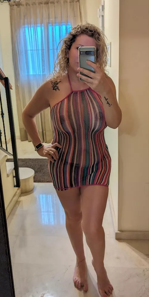 Curvy milfie 49yo 
